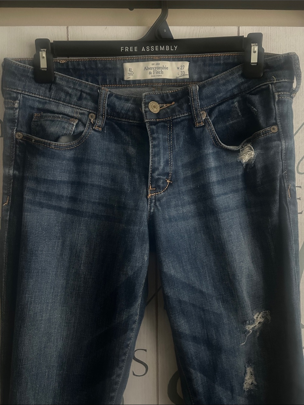 Abercrombie & Fitch the A&F super skinny Dark Blue distressed Jeans size 4 long - Picture 3 of 8